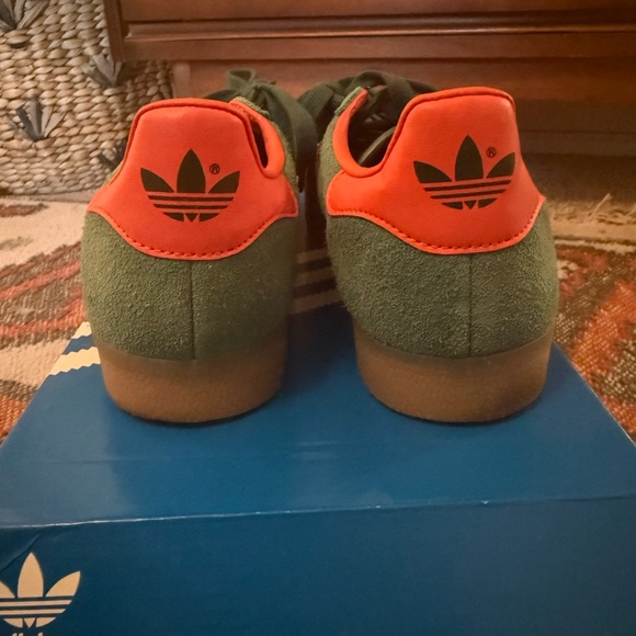 Men’s Adidas Gazelle Green with Orange Accents - Picture 2 of 4